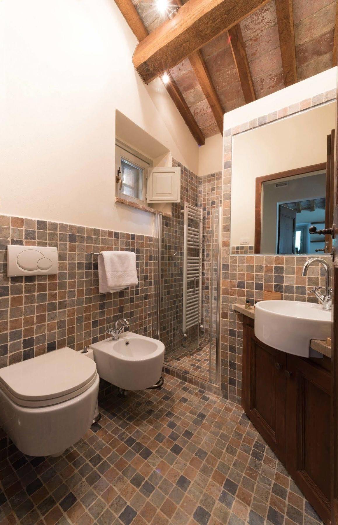 Tenuta Santo Pietro Farm stay *